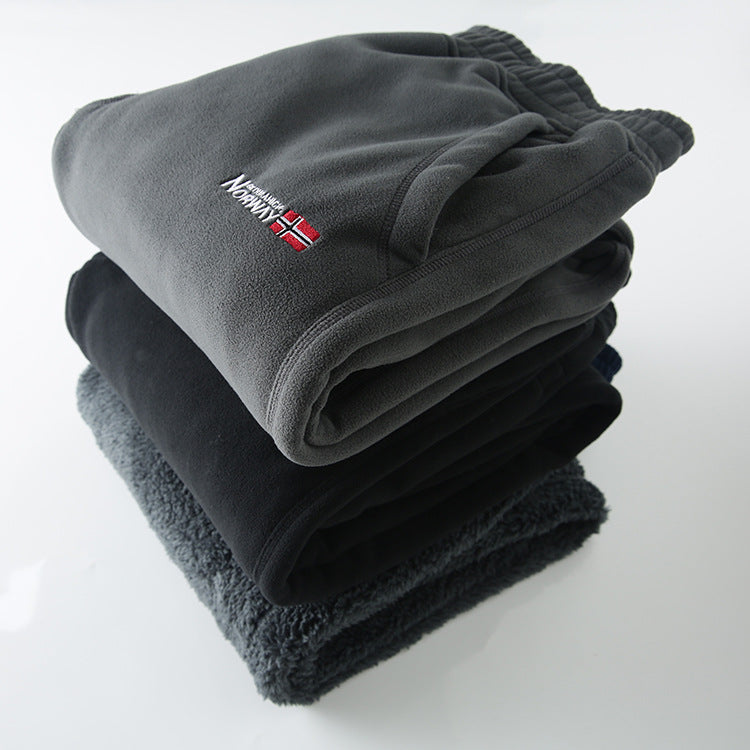 Chaqueta con capucha de forro polar de doble capa