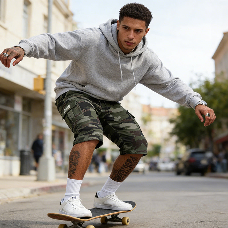 Pantalones cortos cargo de camuflaje masculino con múltiples bolsillos