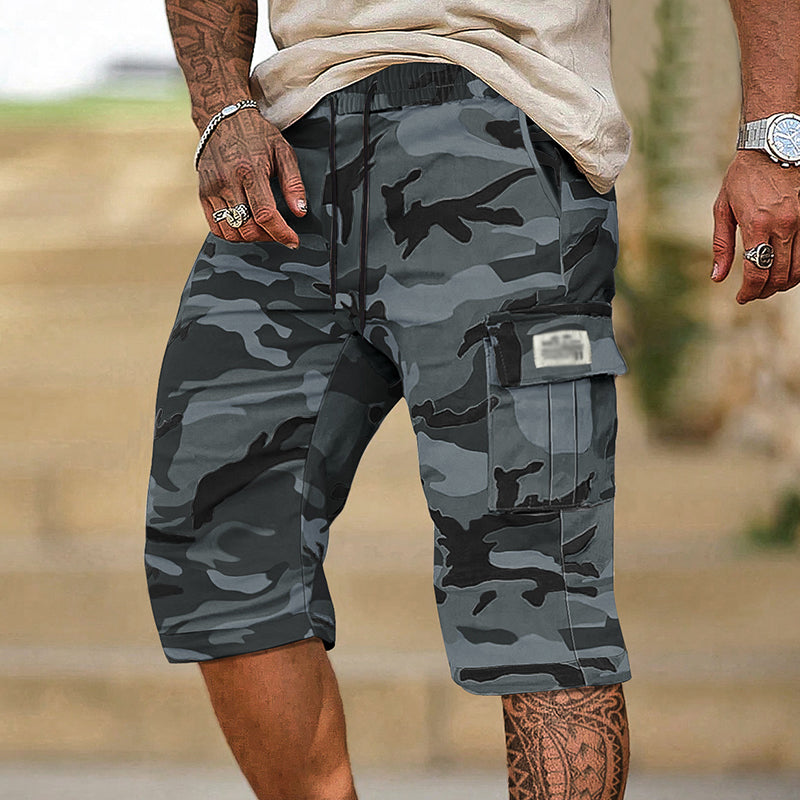 Pantalones cortos cargo de camuflaje masculino con múltiples bolsillos