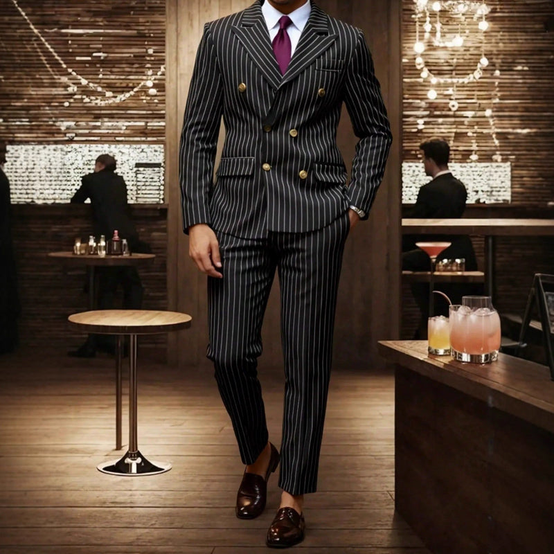 【ENVÍO GRATIS】¿Trajes que no te quedan bien? Rayas finas que estilizan, corte ajustado que realza. 👔✅