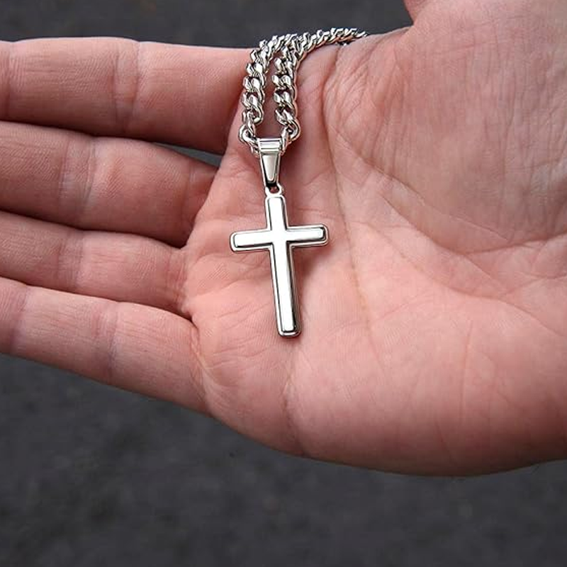 ⛓️ ¡50% DE DESCUENTO AHORA! ✝️ Colgante con cruz de acero inoxidable para hombre – Caja atemporal de símbolos, materiales duraderos y lista 🎁 para regalar