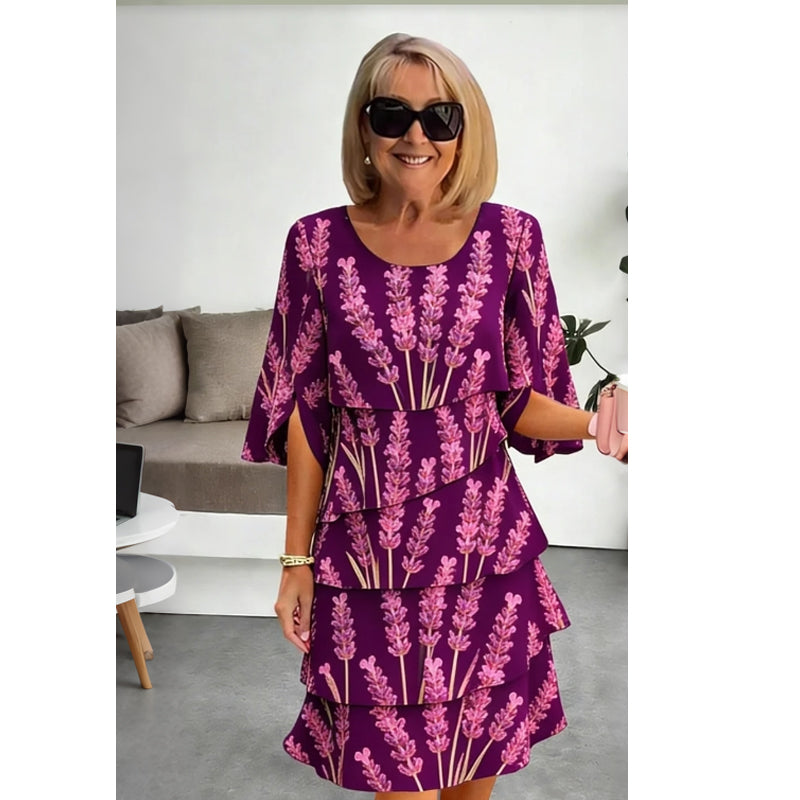 Vestido midi de niveles chic con patrón floral