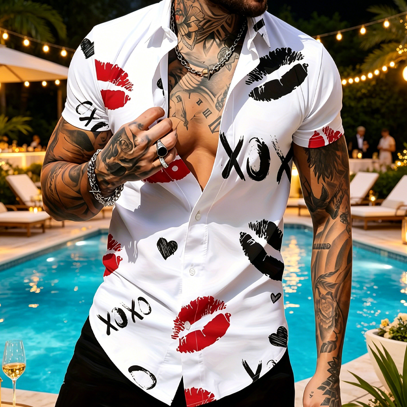 Camisa con botones de manga corta con impresión de beso para hombres
