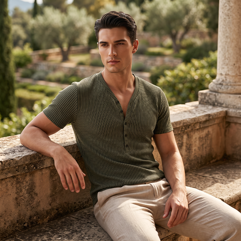 🎉 ¡OFERTA LIMITADA 50% OFF! 👕 Camiseta Transpirable – Diseño Clásico Cuello V Henley & Tela Premium de Poliéster 💪
